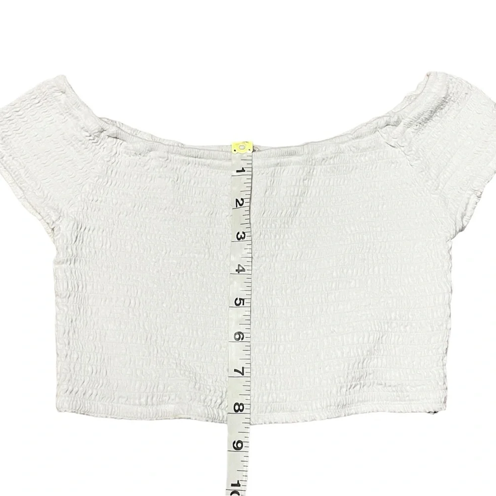 JOHN GALT / BRANDY MELVILLE Cropped Ruched Cap Sleeve Off the Shoulder T…